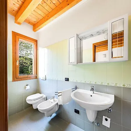 Borgo Lago *